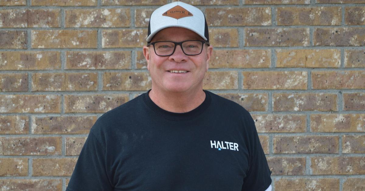 Alan R Manternach Manternach is Cascade's master of ceremonies | News | cpioneer.com