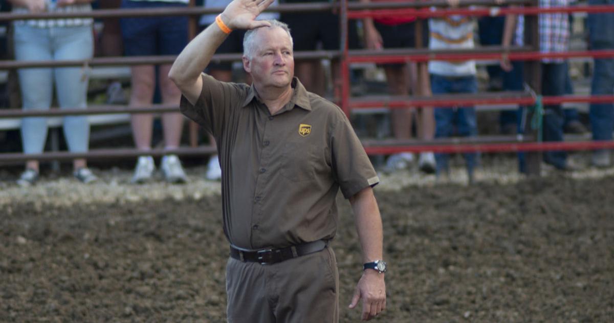 Edgewood Rodeo Retiring UPS driver honored at Edgewood Rodeo | News | cpioneer.com