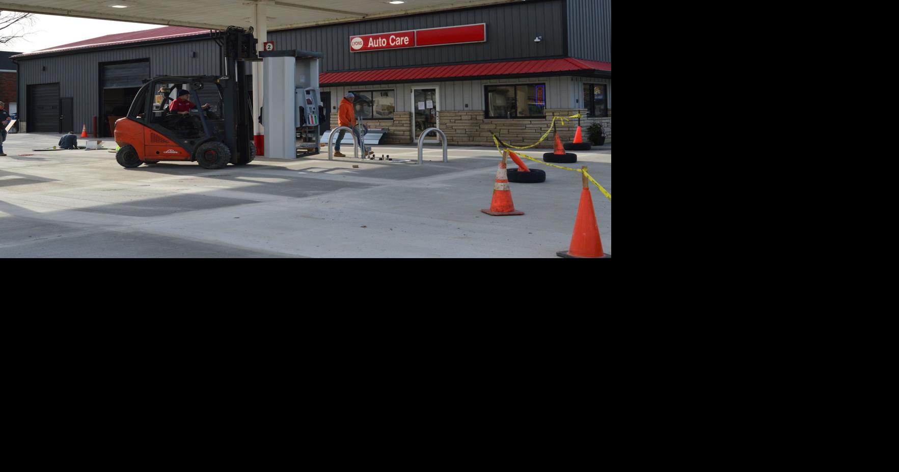 Lyons Service Station installs new gas pumps News