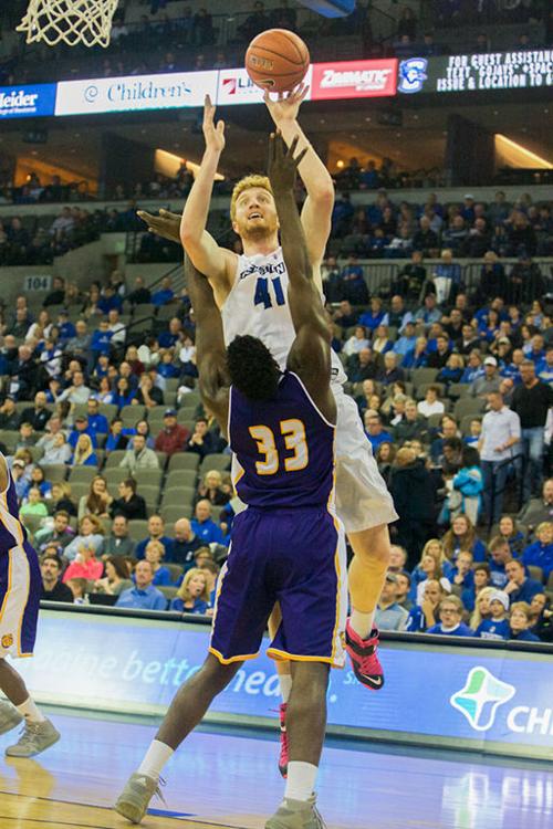Men S Basketball Concludes November With 5 1 Record Sports