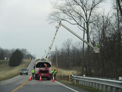 Tree Trimming In Defiance County Local News Crescent News Com