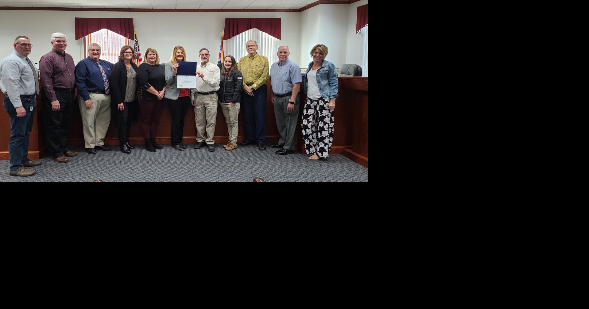 Fulton County Auditor receives state award Local News