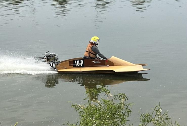 Locals enjoy 'boatloads' of fun at 'Thunder on the River' Local News