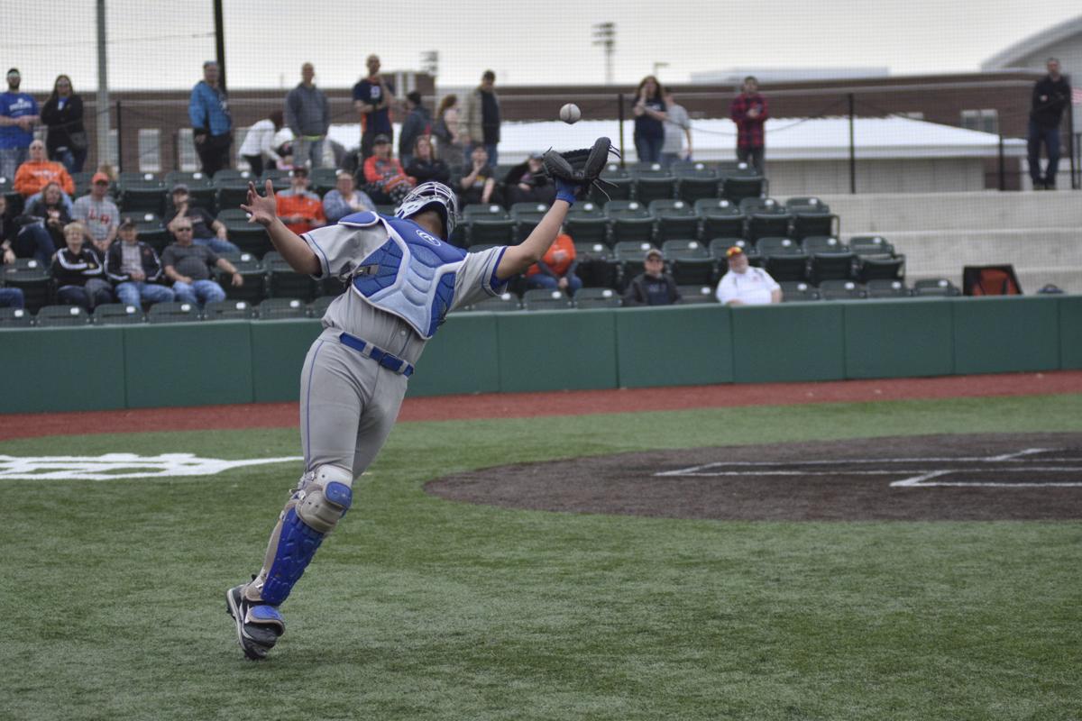 Baseball Elida holds on, deals DHS first league loss Local Sports