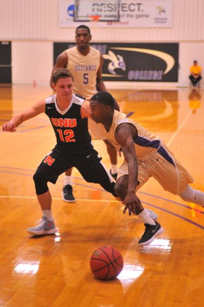 Men S Basketball Youthful Dc Trying To Bounce Back Local Sports