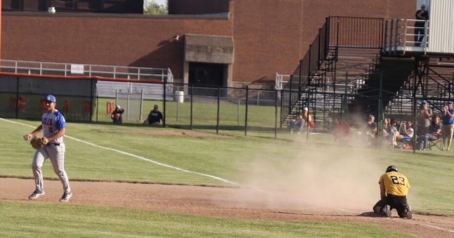 Regional baseball: Fairview rally comes up short in D-V semis
