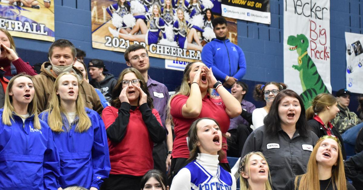 Seniors at pep rally | Graduation | crescent-news.com