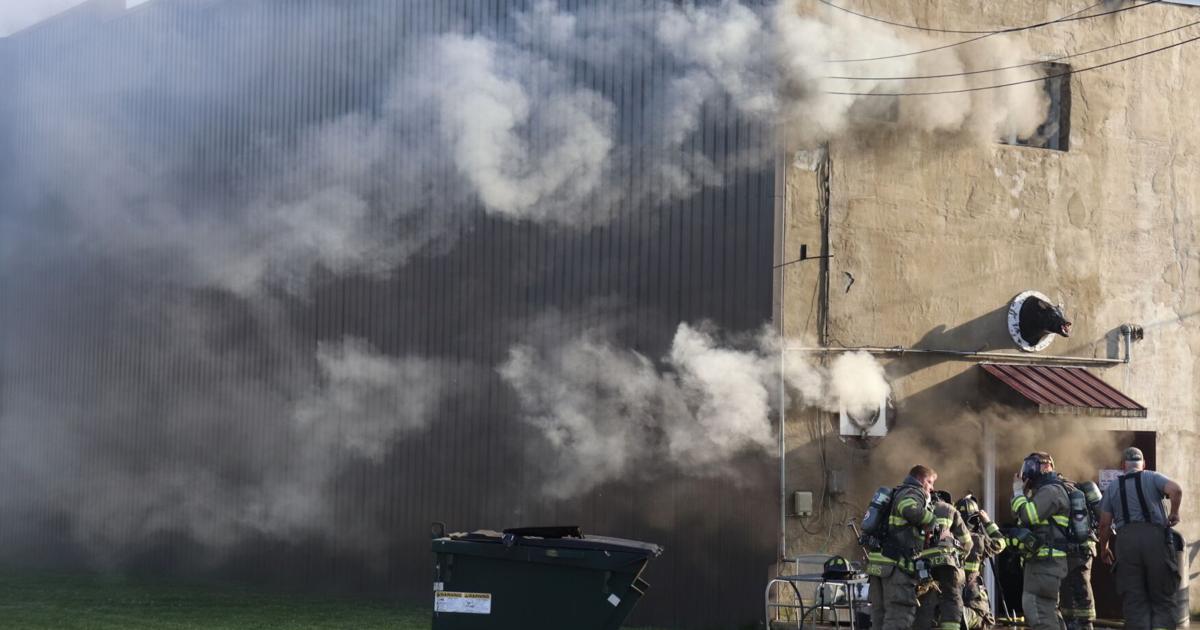 Friday night fire damages Hawg's Tavern in Paulding
