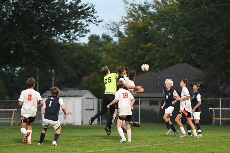 Thursday boys soccer: Reyes goal gives LC first league win | Local ...