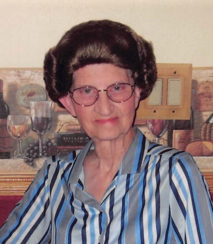 Betty Dunlap | Local Obituaries | Crescent-news.com