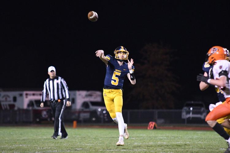 Friday football: Blockberger, Harlamert help lead Coldwater past ...