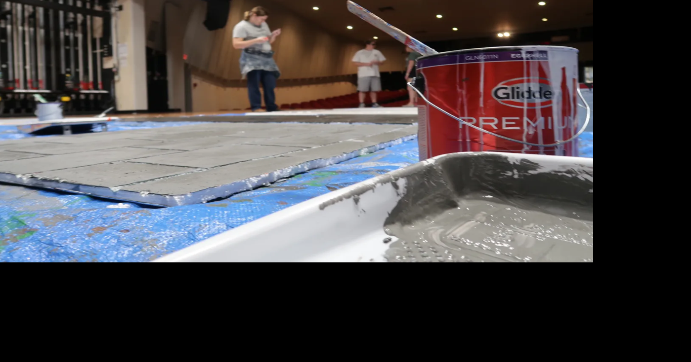 Florida Tech’s College Players begin building set for spring 2024 production