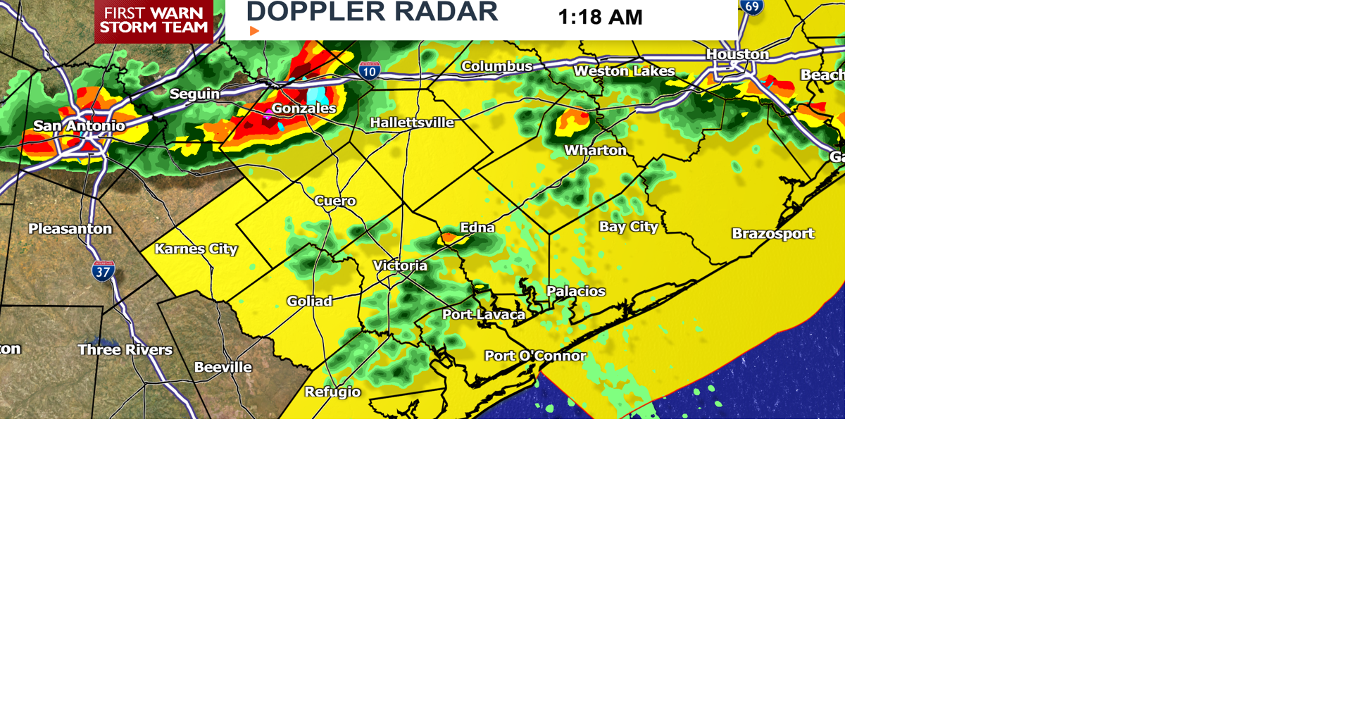 130 AM Severe storm roll over Gonzales County Weather