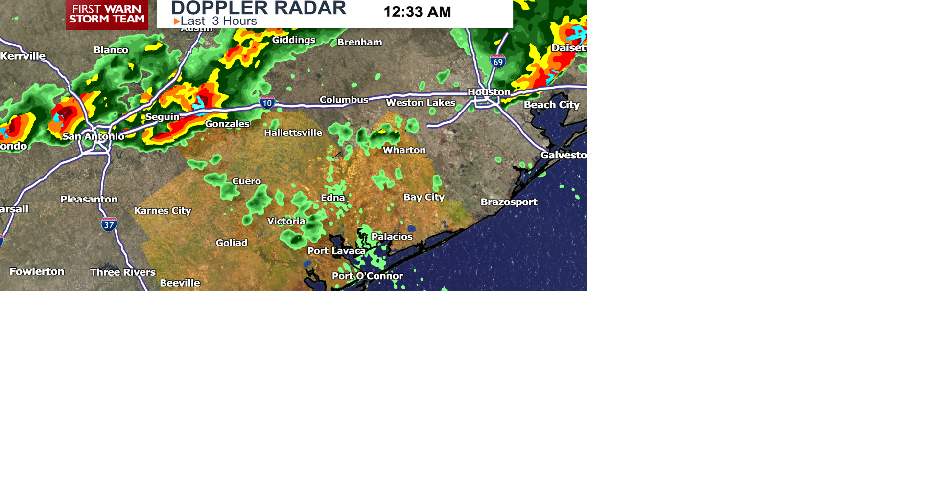 1230AM Severe Storms Approaching Crossroads Weather