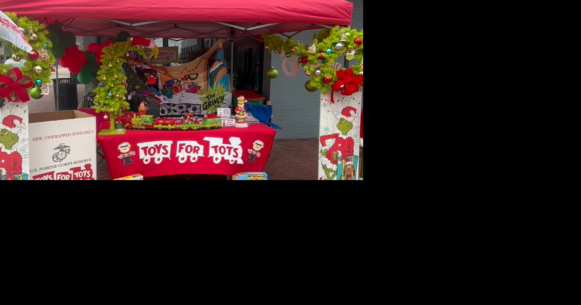 Grinch Fest kicks off Small Business Weekend