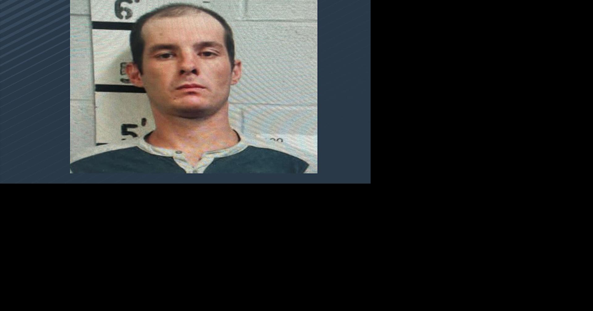 Man facing several felony warrants wanted by Jackson County Sheriff's