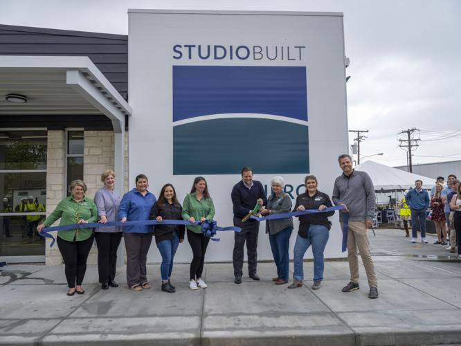 Studio Built-9397.jpg