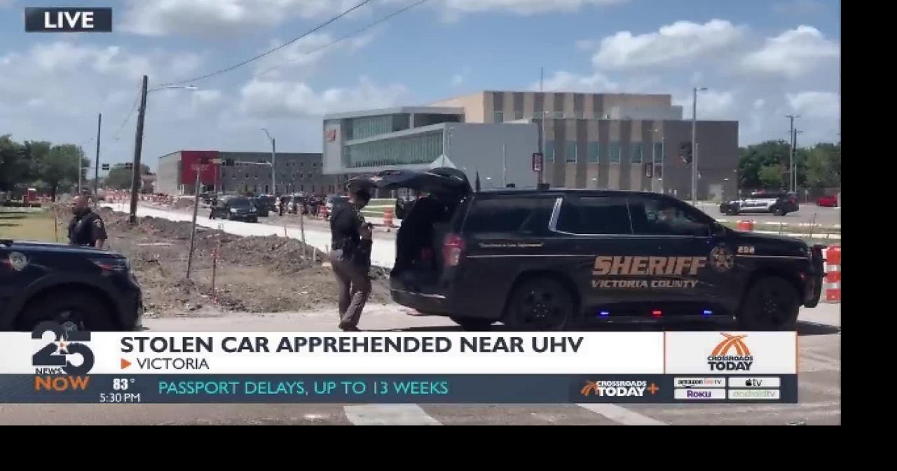 Juvenile arrested after a pursuit in Victoria | News | crossroadstoday.com