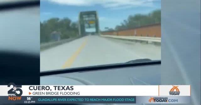 Flooding occurs near Guadalupe Bridge in Cuero | Features ...