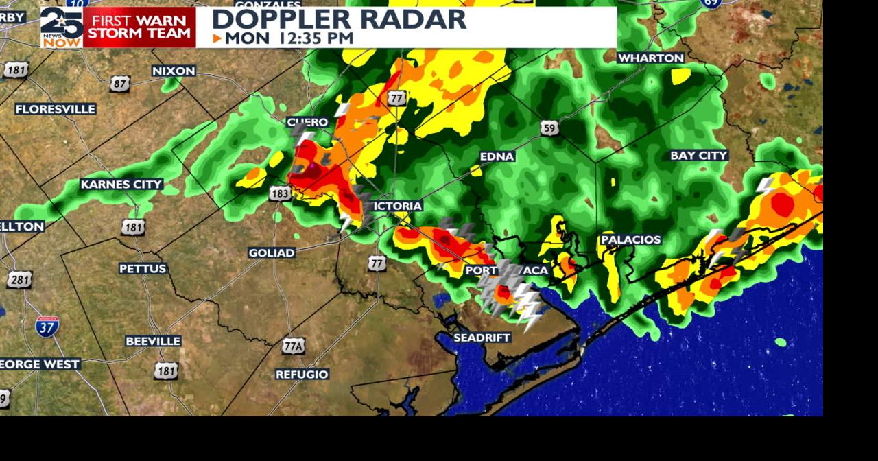 12:40pm radar update, thunderstorms moving through the Crossroads ...