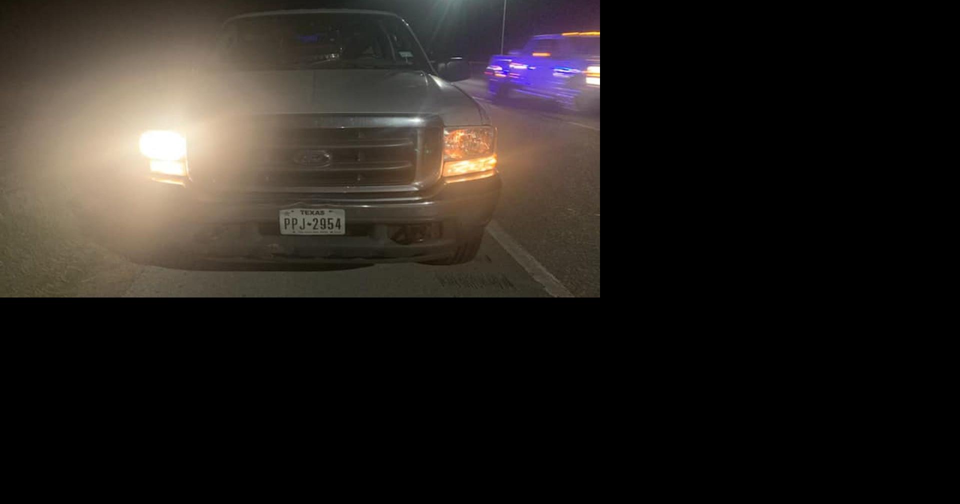 Refugio County Sheriff Deputies arrest two for Smuggling of Weapons