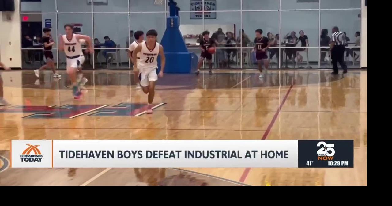 Tidehaven basketball sweeps Industrial in district showdowns