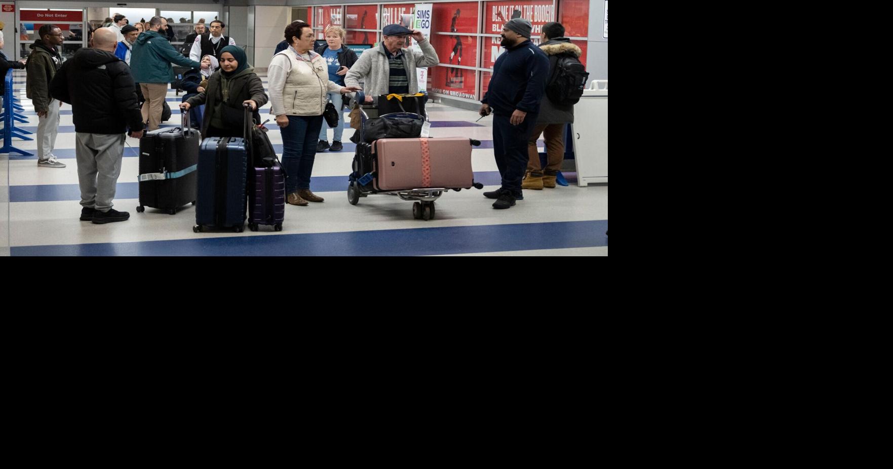 Americans in the Middle East recount finding their way home with little government help