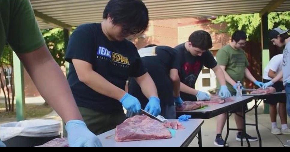 Texas high school competition BBQ team aims to win a state title