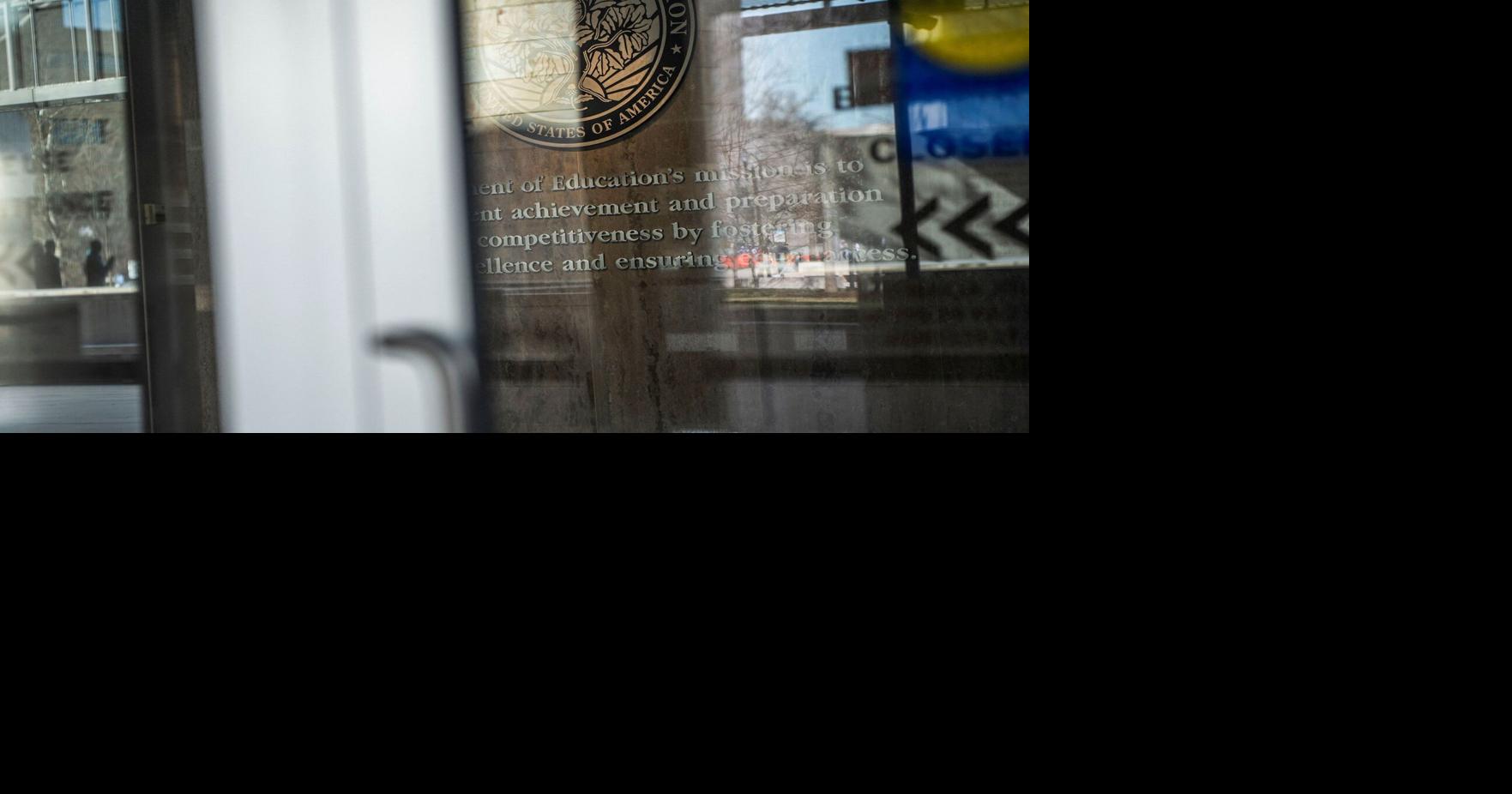 Federal Workers' Emails Politicized Amid Shutdown, Sparking Ethics Row