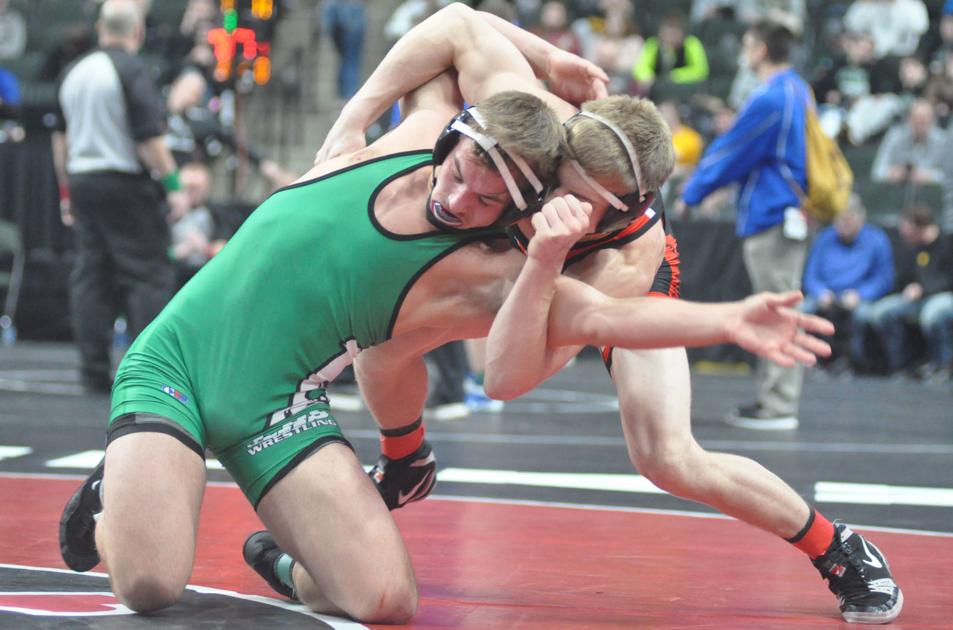 WRESTLING Pair of Dragons advance to Saturday Sports