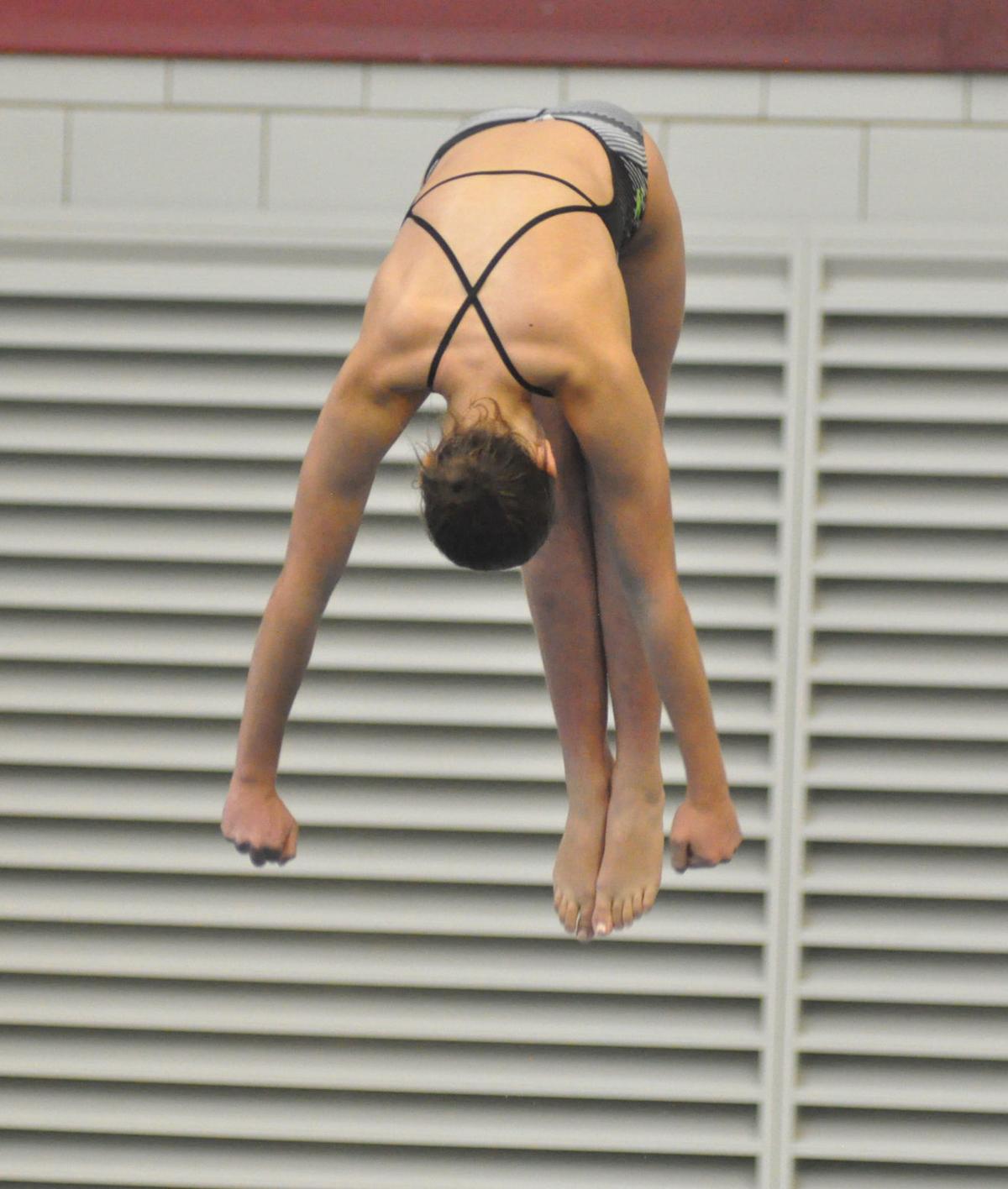 SWIMMING Hutchinson takes fourth at True Team State Meet Sports