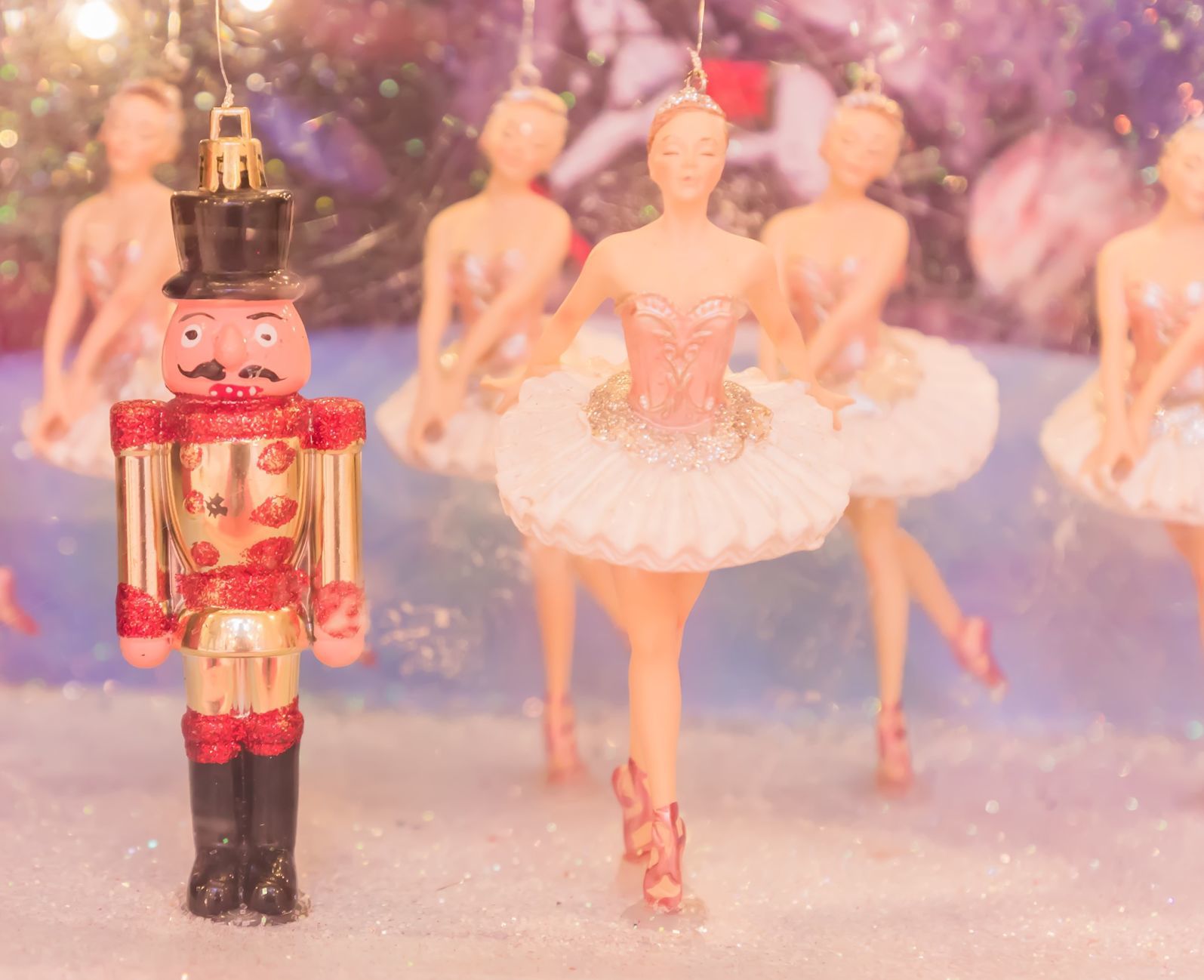 nutcracker ballet figurines