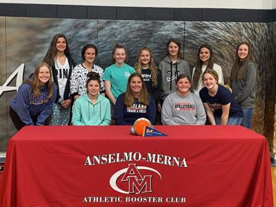 Emmalee Bartak Signing