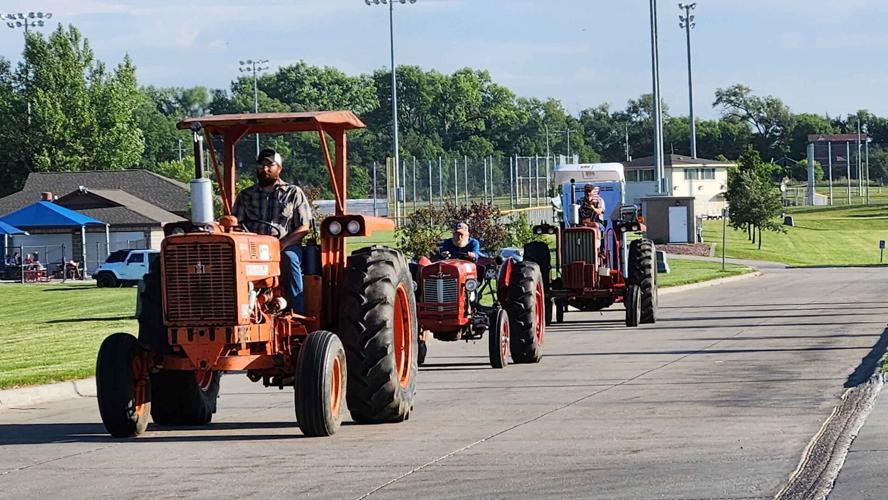 Tractor Ride Carnival Annual tractor ride takes off! | News | custercountychief.com