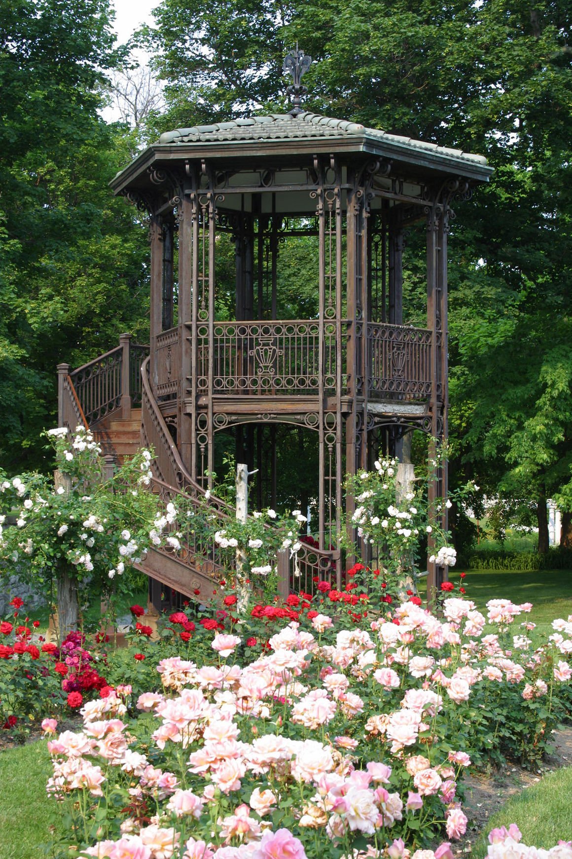 Sonnenberg Gardens Step through the gate and into a bygone age