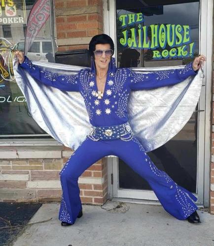 Locals get in the spirit of Elvis Day at Sox game, Kankakee