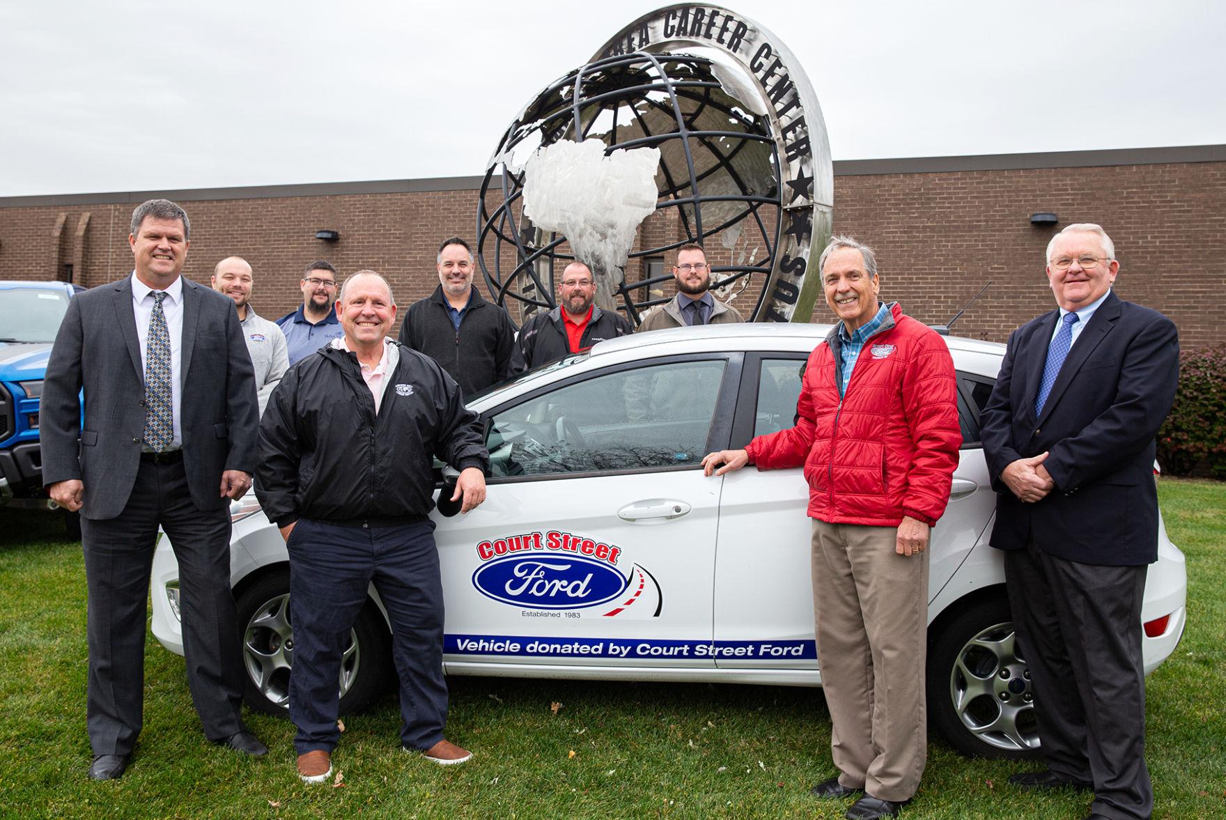 Court Street Ford donates automobile to KACC Business Finance