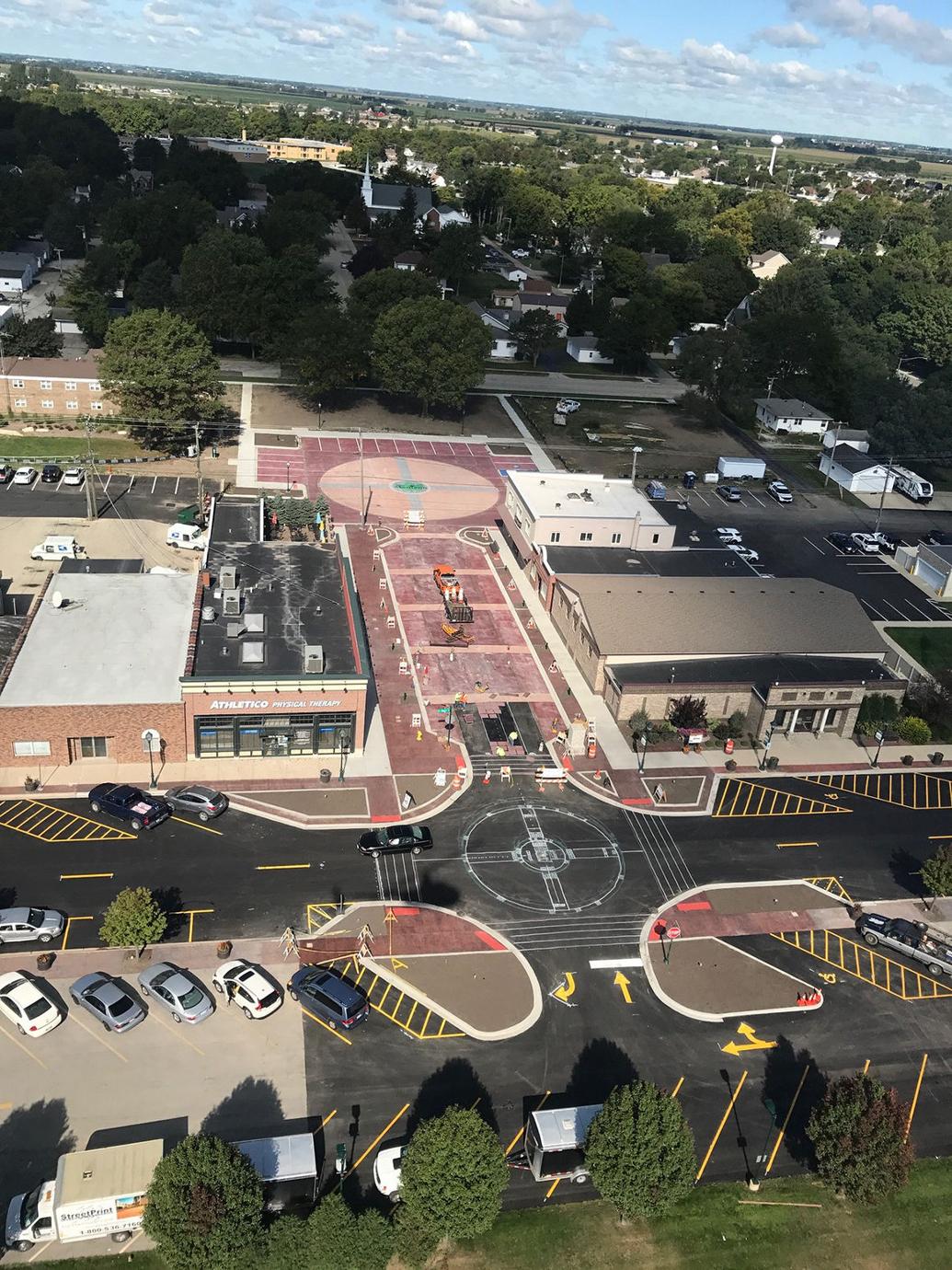Manteno plaza to be done in time for Oktoberfest | Local News | daily