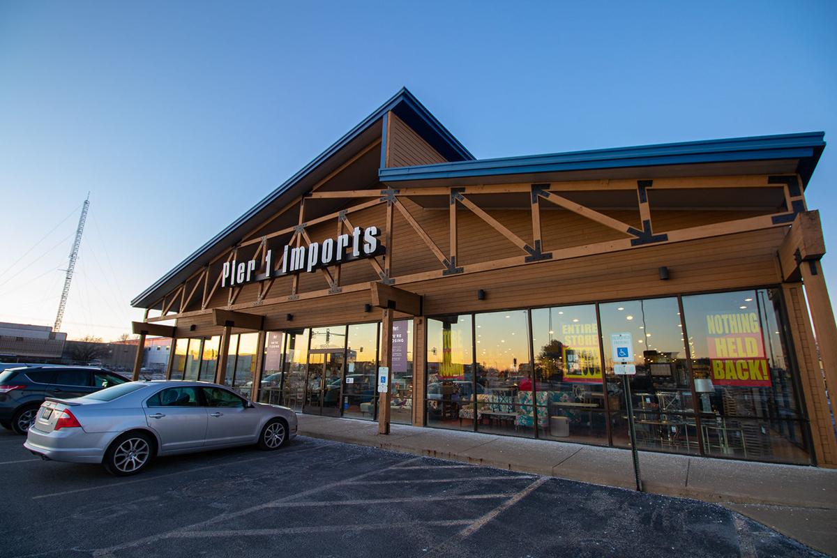 Bradley S Pier 1 Imports Set To Close Local News Daily Journal Com