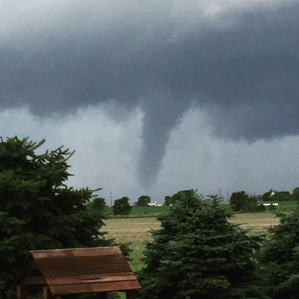 Tornados touch down near Manteno | Local News | daily-journal.com