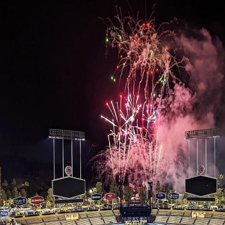 The Fresh Prince of Dodger Stadium: Will Smith enjoys major league