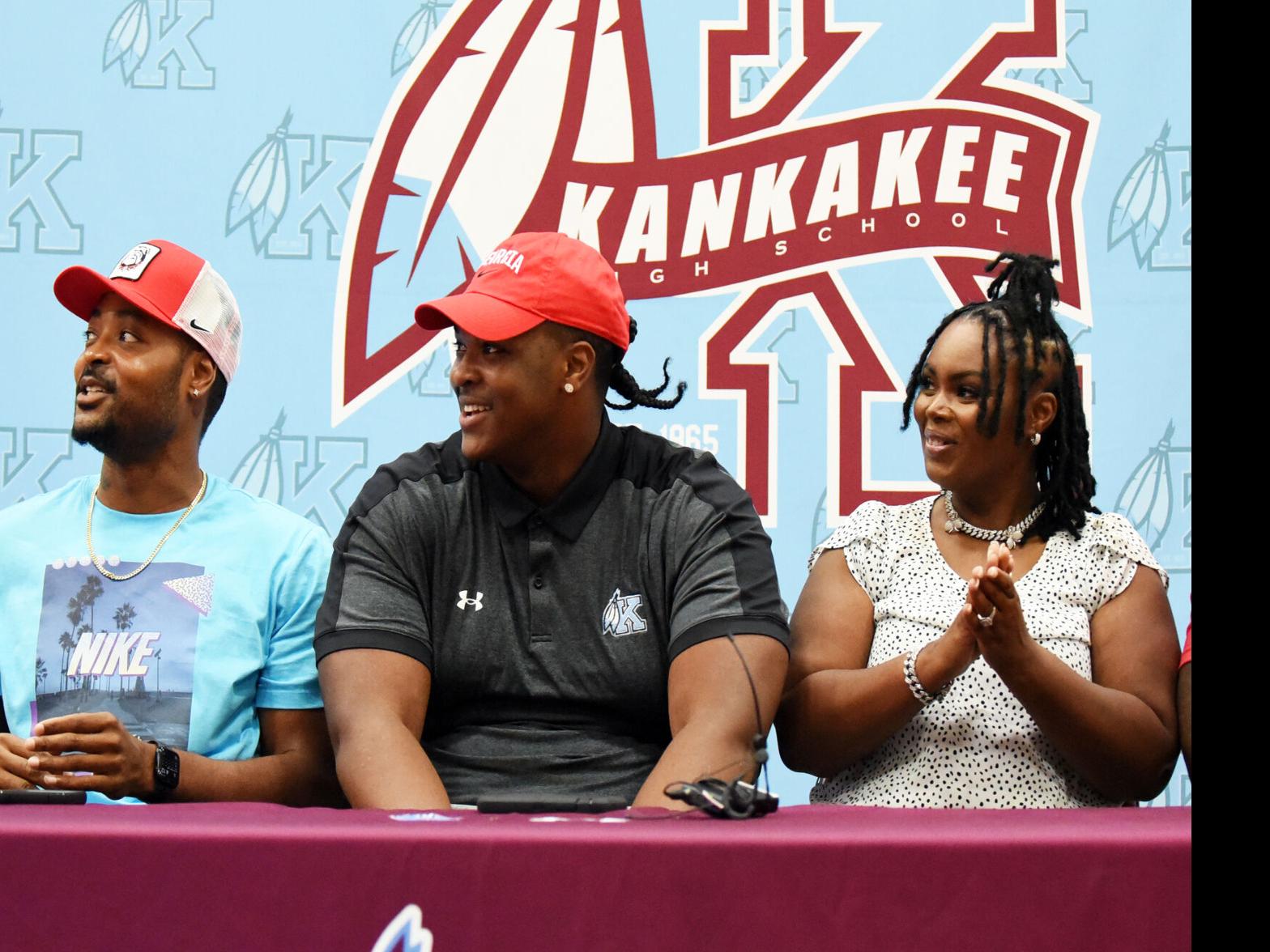 FOOTBALL: Kankakee's Easley commits to Georgia, Kankakee