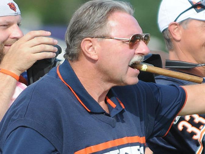 Ditka look-alike had Bears fans buzzing at camp, Local News