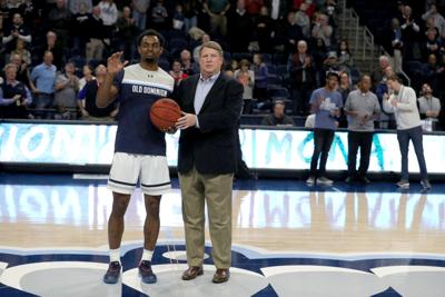College Basketball Carver Honored Old Dominion Defeats Unc