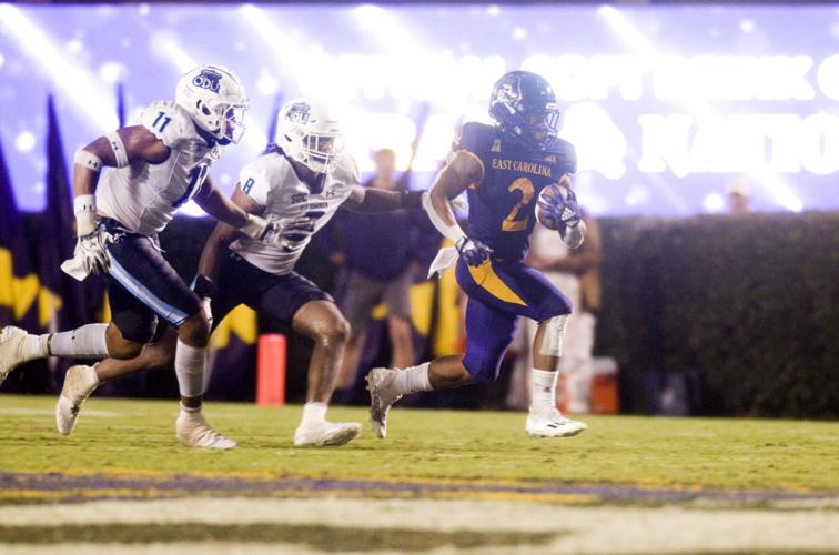 Pirates run away from Old Dominion and secure first win