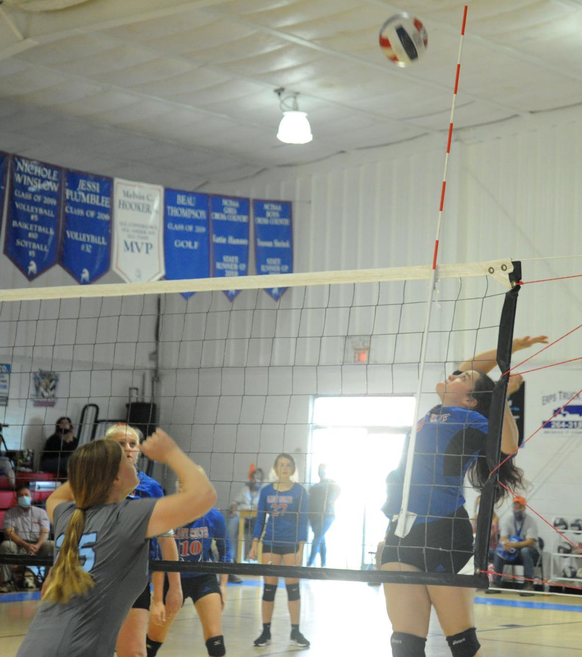 101520_eda_albemarle_torres_albemarle_volleyball.jpg