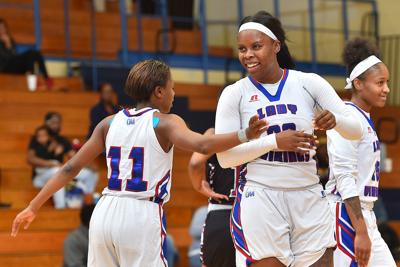 Top Ten Stories Of 2019 Ecsu Athletics Experiences Roller