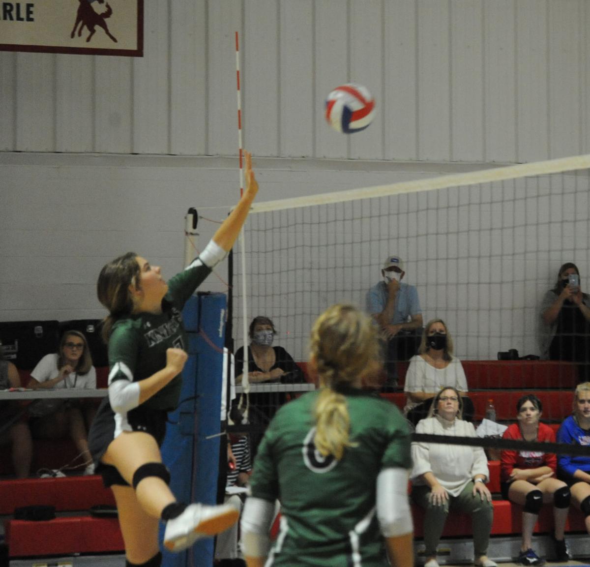 102020_jefferson_lily_terra_ceia_volleyball.jpg