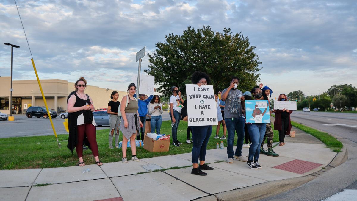 protest tuesday evening 3