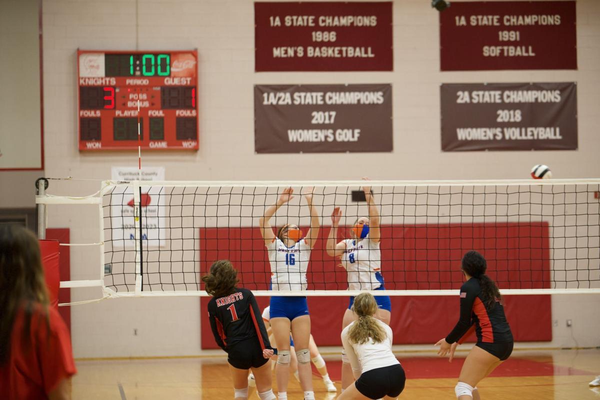 011221_eda_whiteville_currituck_volleyball Hammonds Ivey 1